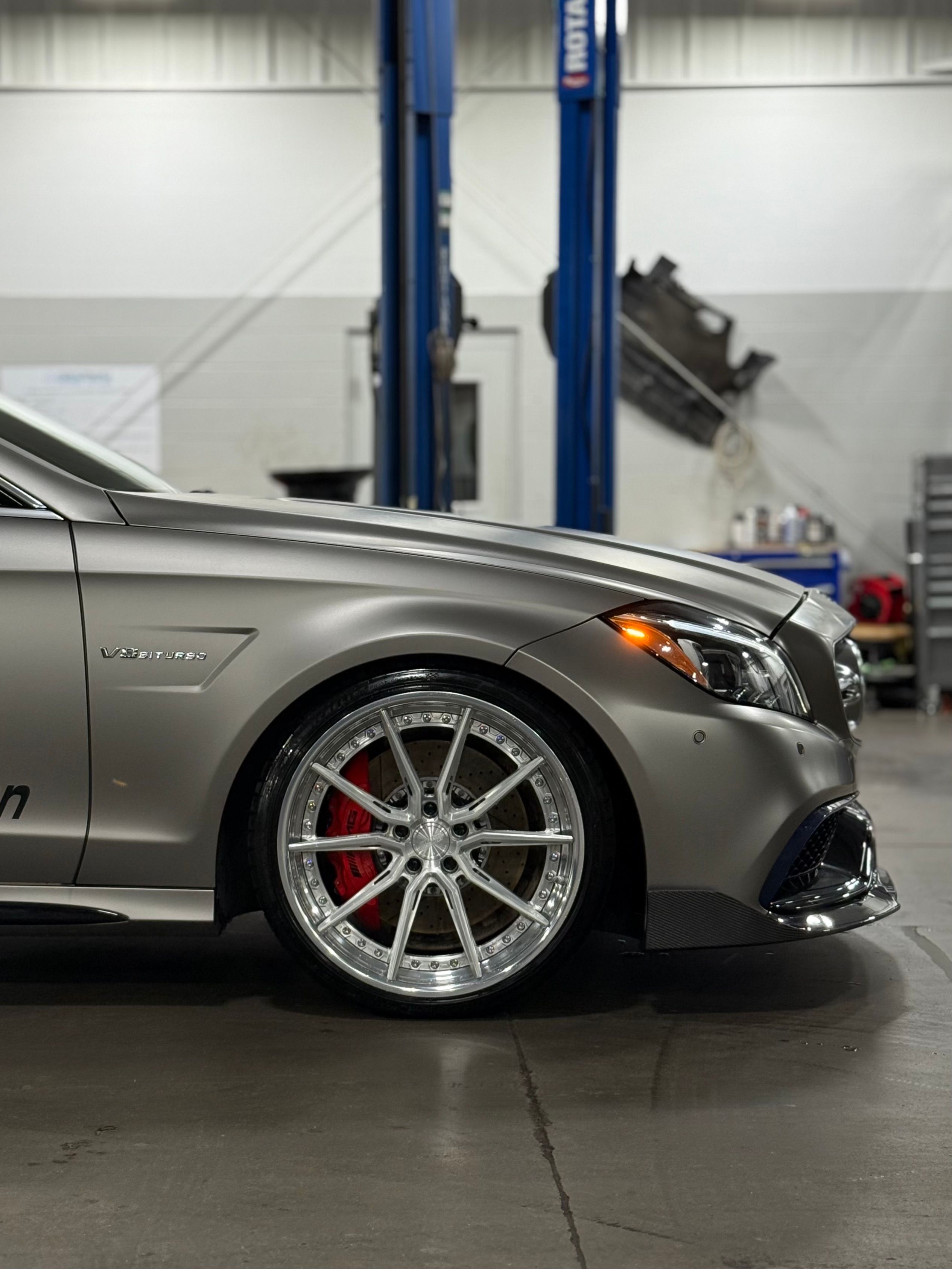 Mercedes-Benz CLS63s with Motivo Forged CS-R custom wheels in gloss brushed clear wheels and gloss polished clear lip side view
