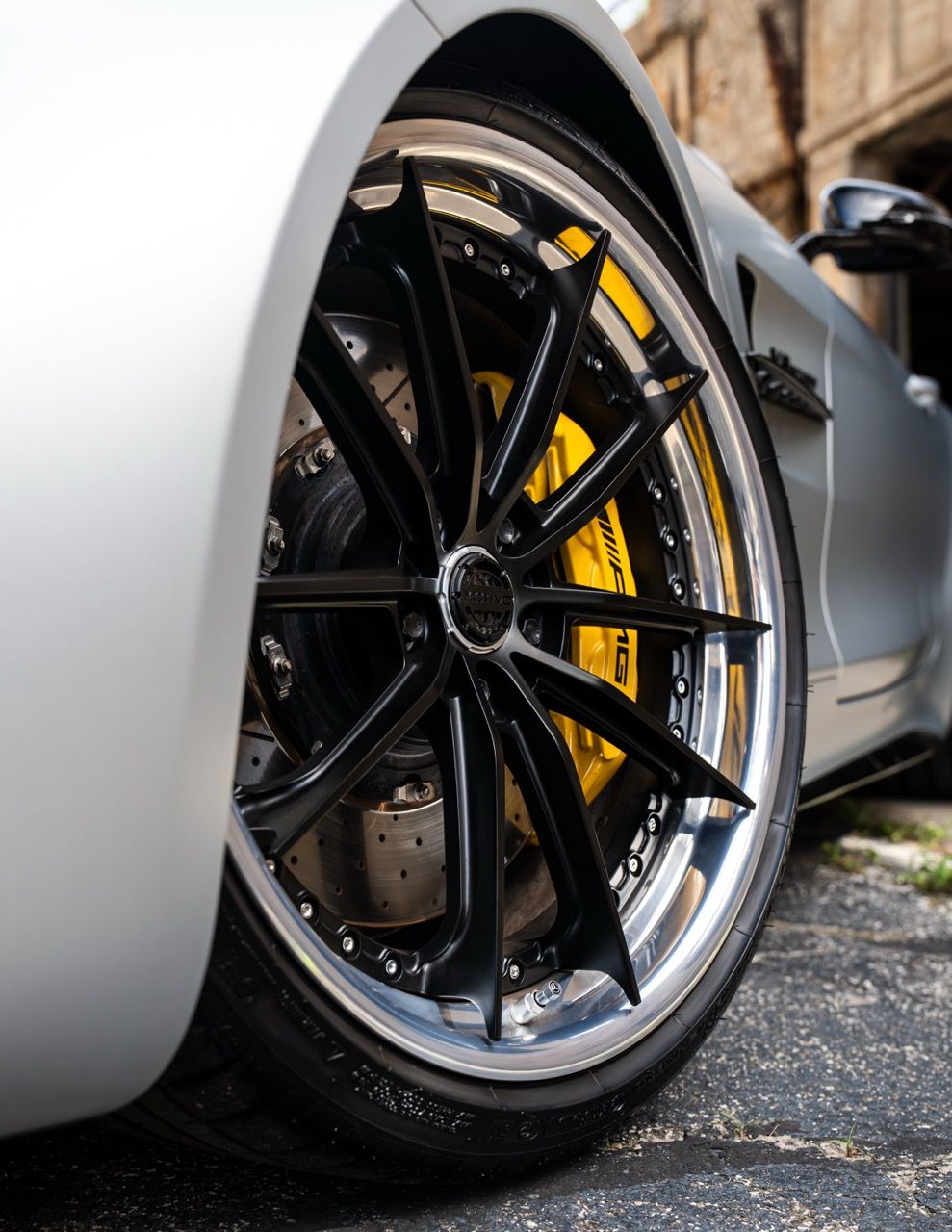 Mercedes-Benz AMG GTR with Motivo Forged CS-N custom wheels in frozen black face and gloss polished clear lip side view — view 21