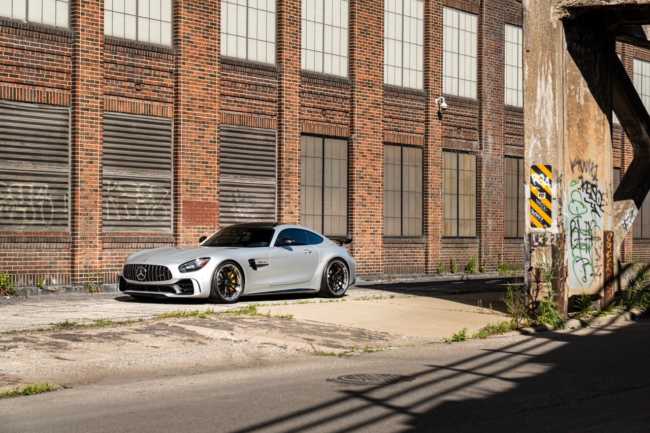 Mercedes-Benz AMG GTR with Motivo Forged CS-N custom wheels in frozen black face and gloss polished clear lip front side view