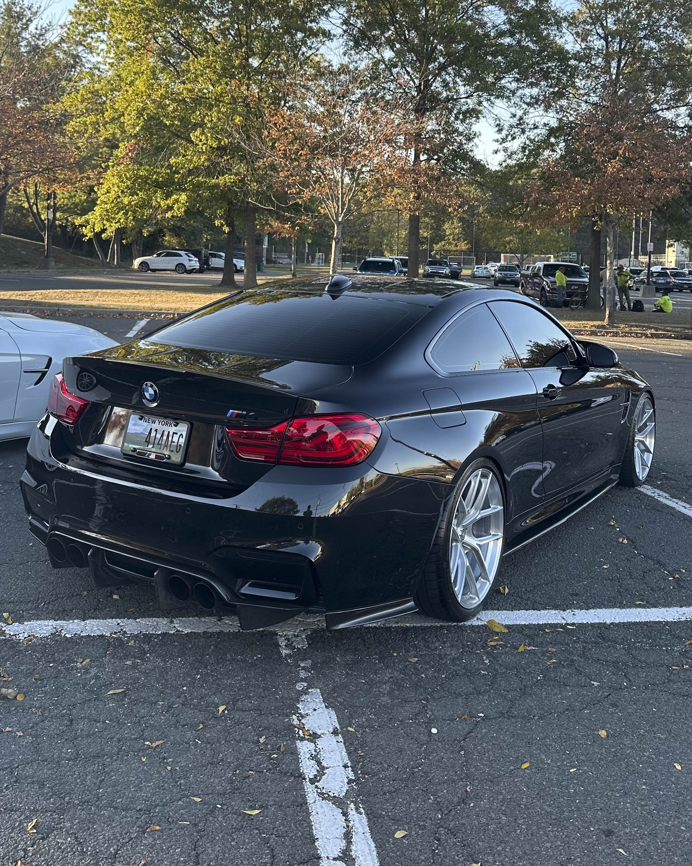 F82 BMW M4 with Motivo Forged MB-J custom wheels in gloss brushed clear finish front side view — view 2