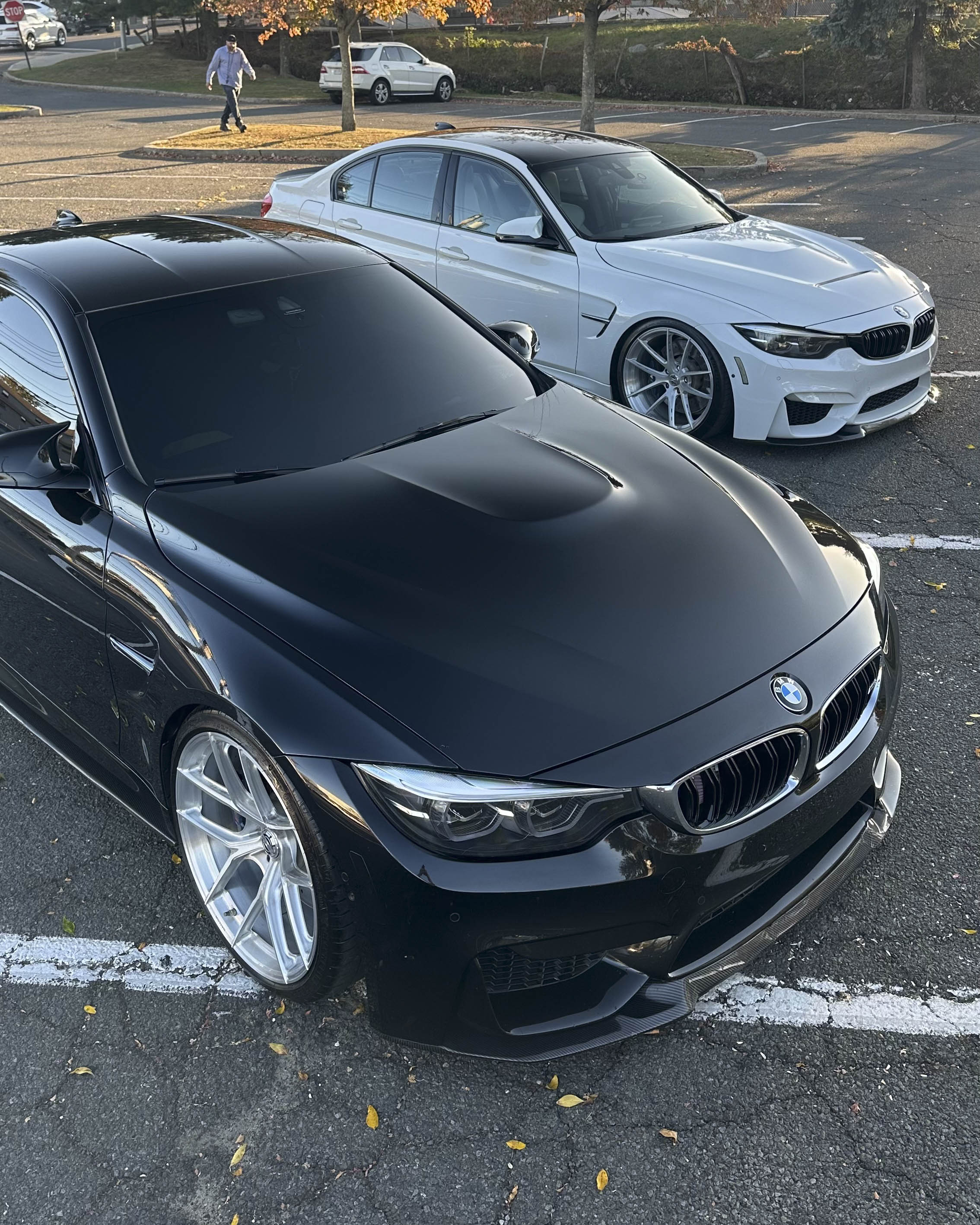 F82 BMW M4 with Motivo Forged MB-J custom wheels in gloss brushed clear finish front side view — view 4