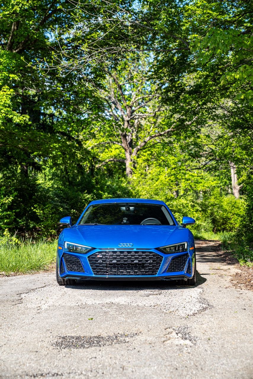 Gen 3 Audi R8 with Motivo Forged CS-M custom wheels in frozen brushed gunmetal face and gloss polished clear lip side view — view 10
