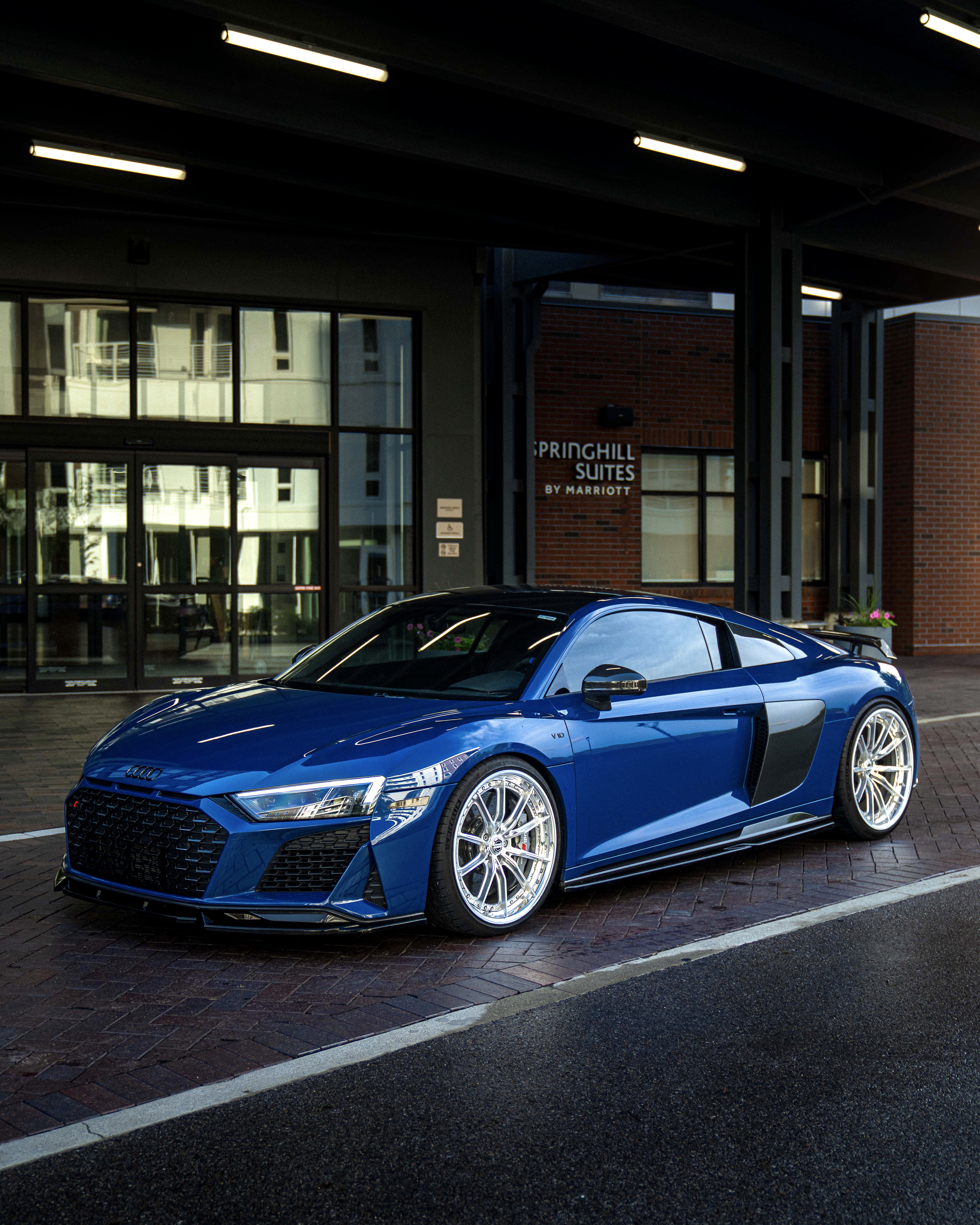 Gen 3 Audi R8 with Motivo Forged CS-M custom wheels in gloss brushed clear face and gloss polished clear lip side view — view 3