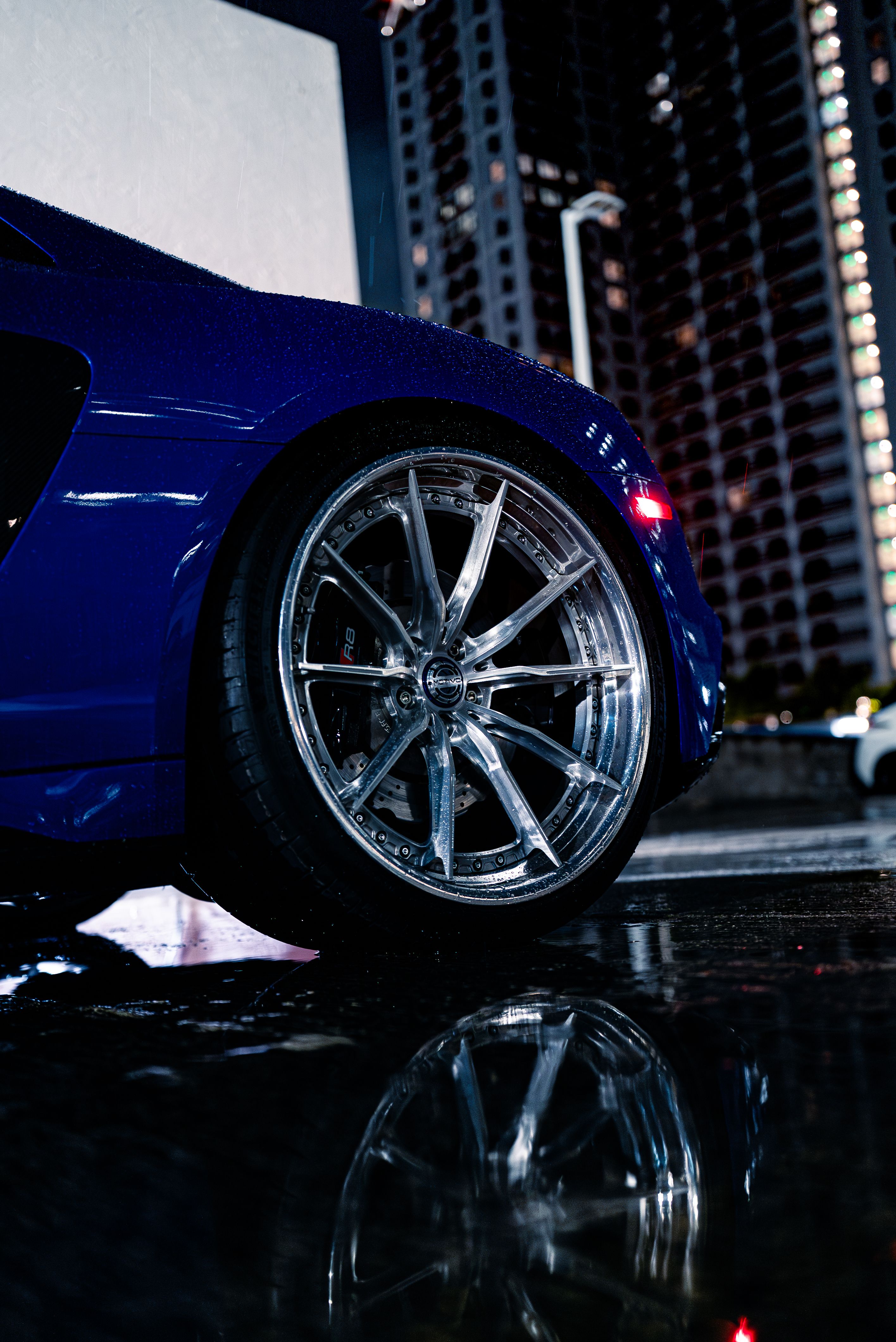 Gen 3 Audi R8 with Motivo Forged CS-M custom wheels in gloss brushed clear face and gloss polished clear lip side view — view 3