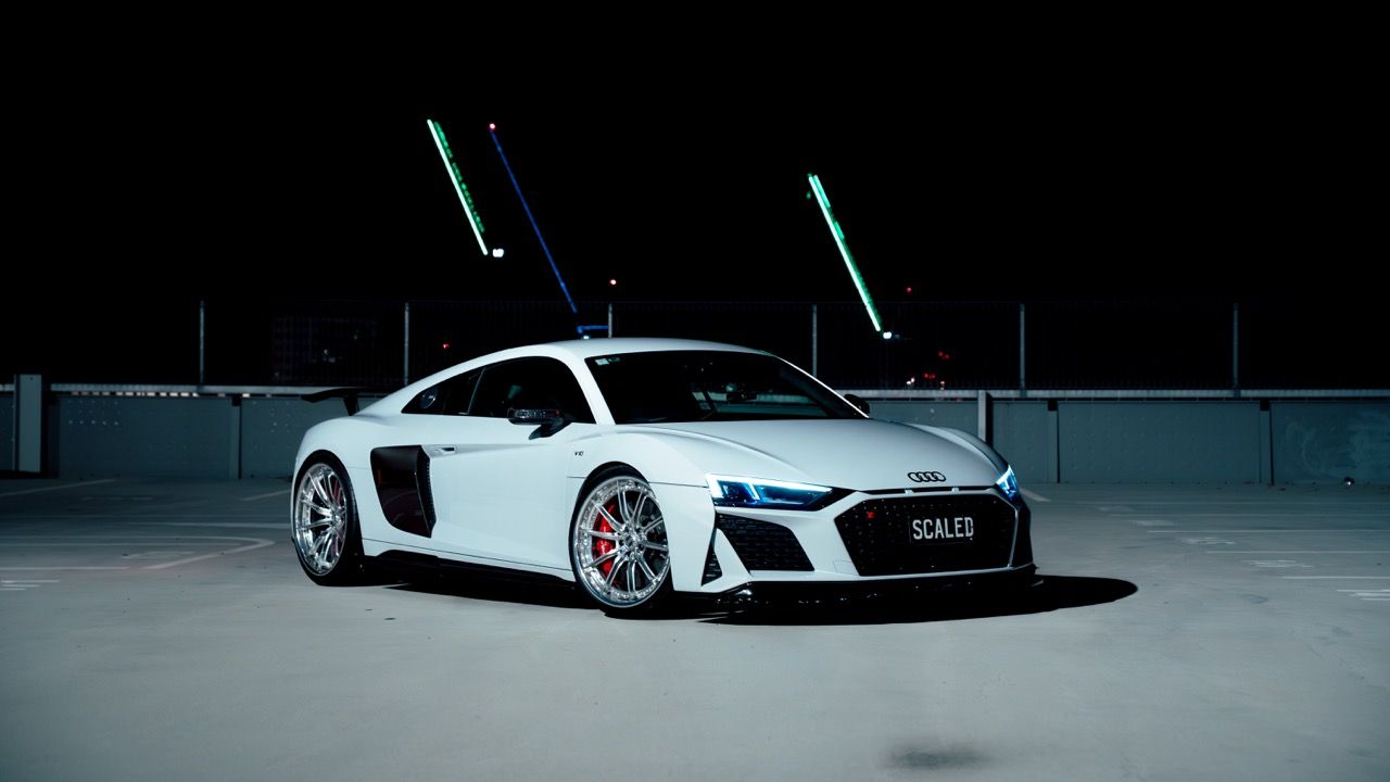 Gen 3 Audi R8 with Motivo Forged CS-M custom wheels in gloss brushed clear face and gloss polished clear lip side view — view 12