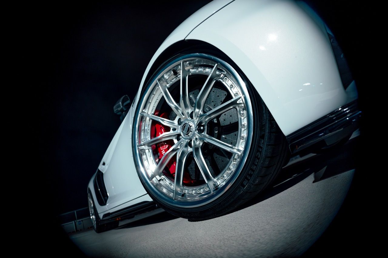 Gen 3 Audi R8 with Motivo Forged CS-M custom wheels in gloss brushed clear face and gloss polished clear lip side view — view 23