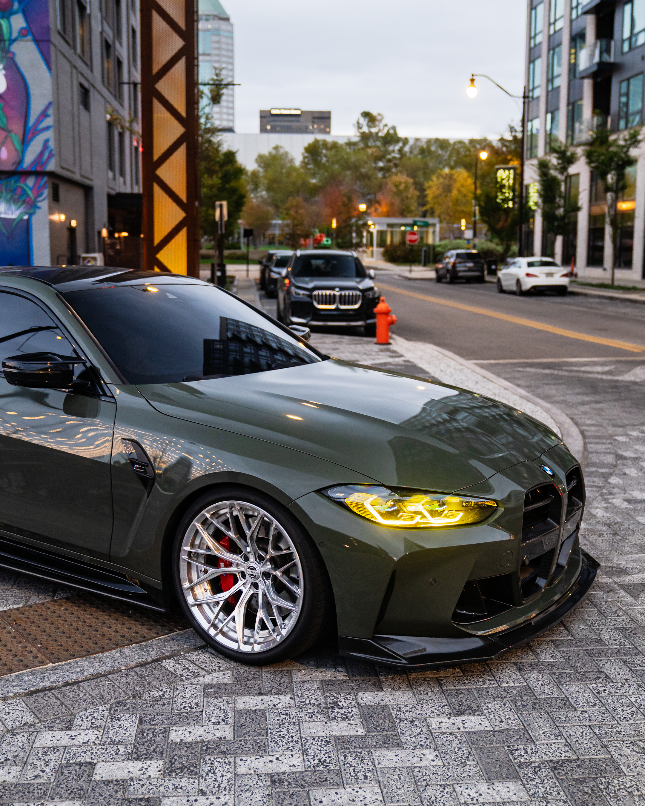 BMW M4 with Motivo Forged CS-C custom wheels in gloss polished clear face and brushed clear barrel side view — view 7