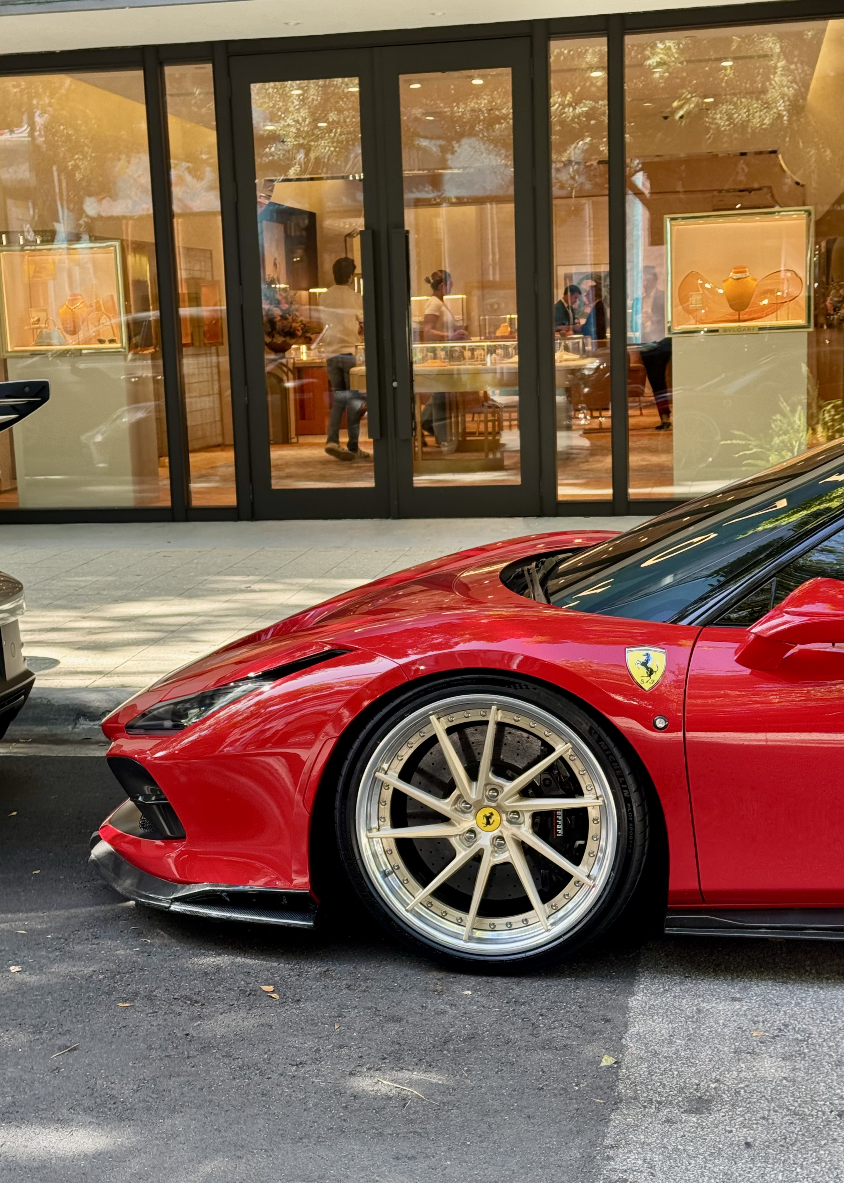 2022 Ferrari F8 with Motivo Forged CS-V custom wheels in frozen brushed white gold and gloss polished clear detail view