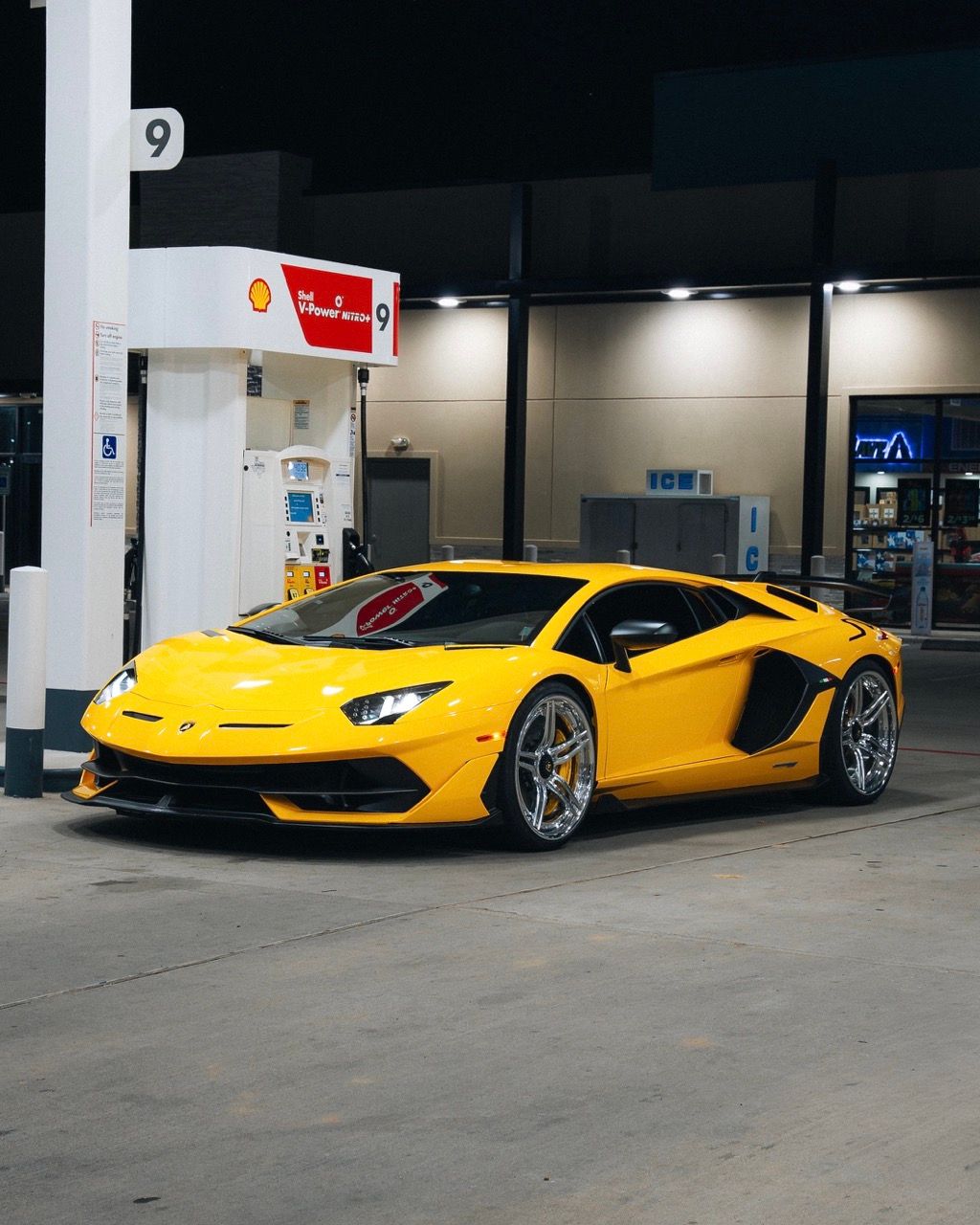 Lamborghini Aventador SVJ with Motivo Forged CS-Y custom wheels in gloss polished clear face and gloss polished clear lip front view — view 3