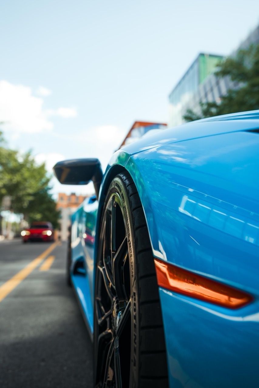 Lamborghini Huracan Tecnica with Motivo Forged MB-L custom wheels in gloss black face side view — view 17