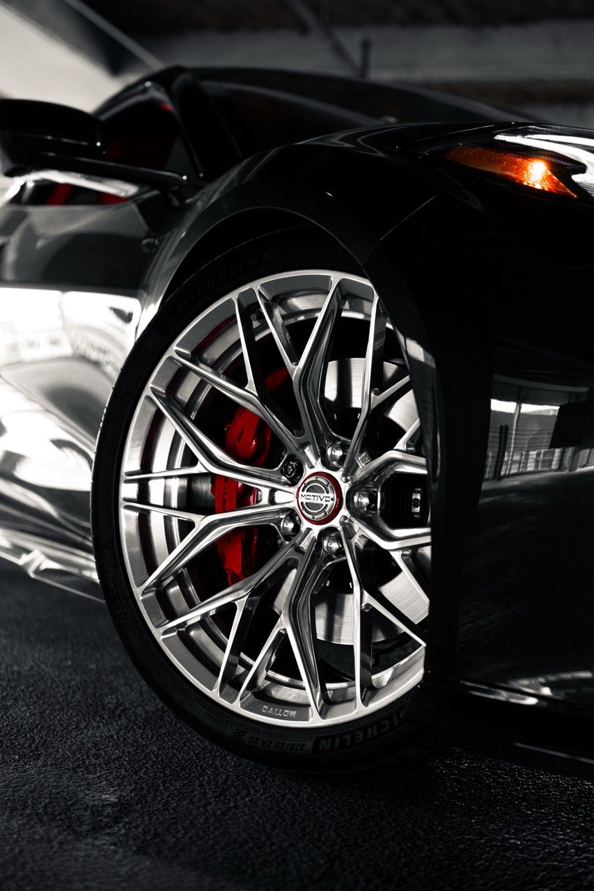 Chevy Corvette Z06 C8 z06cscwith Motivo Forged CS-C custom wheels in gloss polished clear face and brushed clear barrel side view — view 31