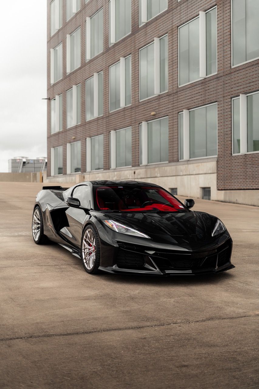 Chevy Corvette Z06 C8 z06cscwith Motivo Forged CS-C custom wheels in gloss polished clear face and brushed clear barrel side view — view 19